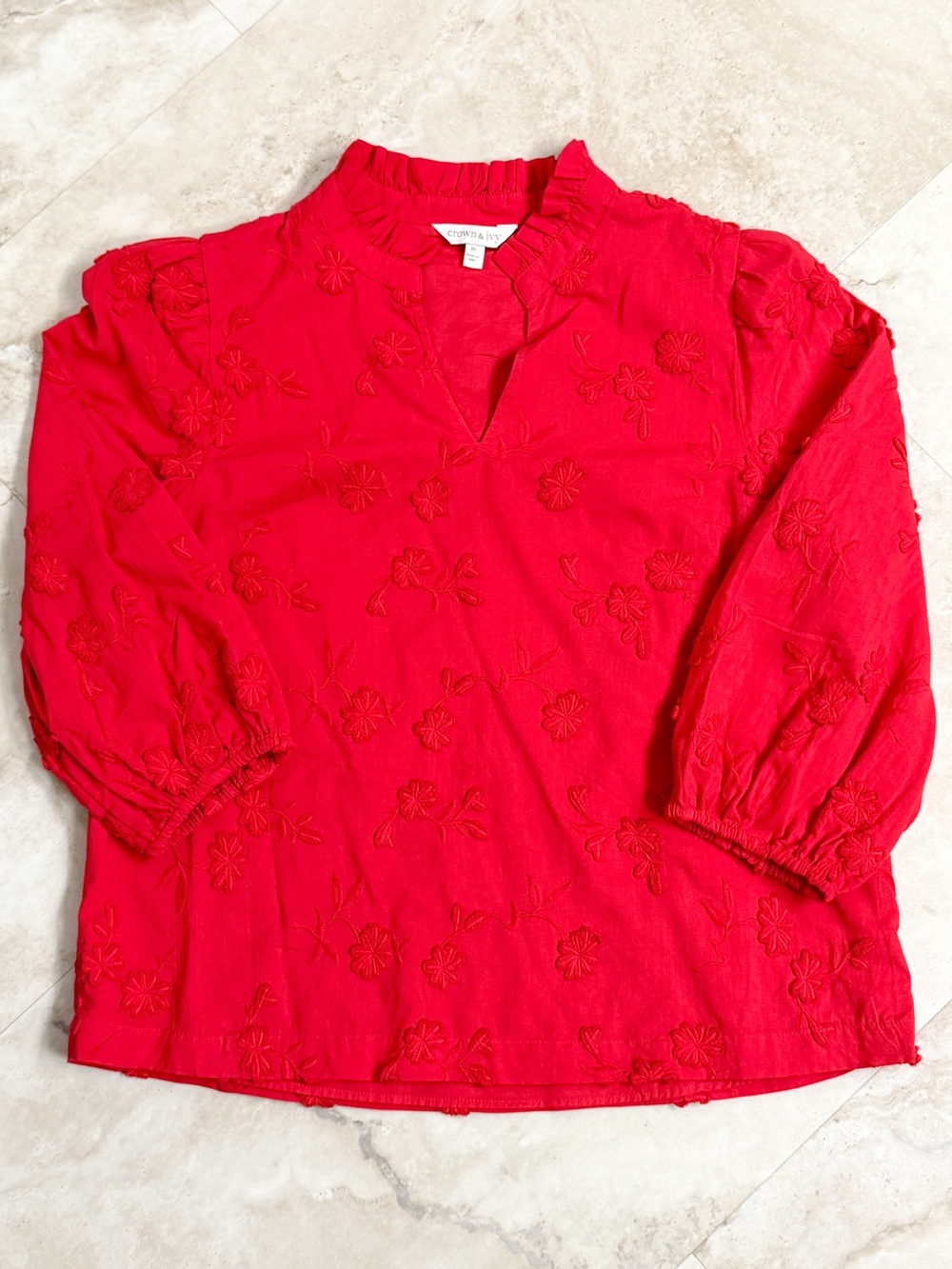 Crown & Ivy Red Embroidered Floral Blouse Medium Cotton Puff Sleeve Boho Top - Picture 2 of 7